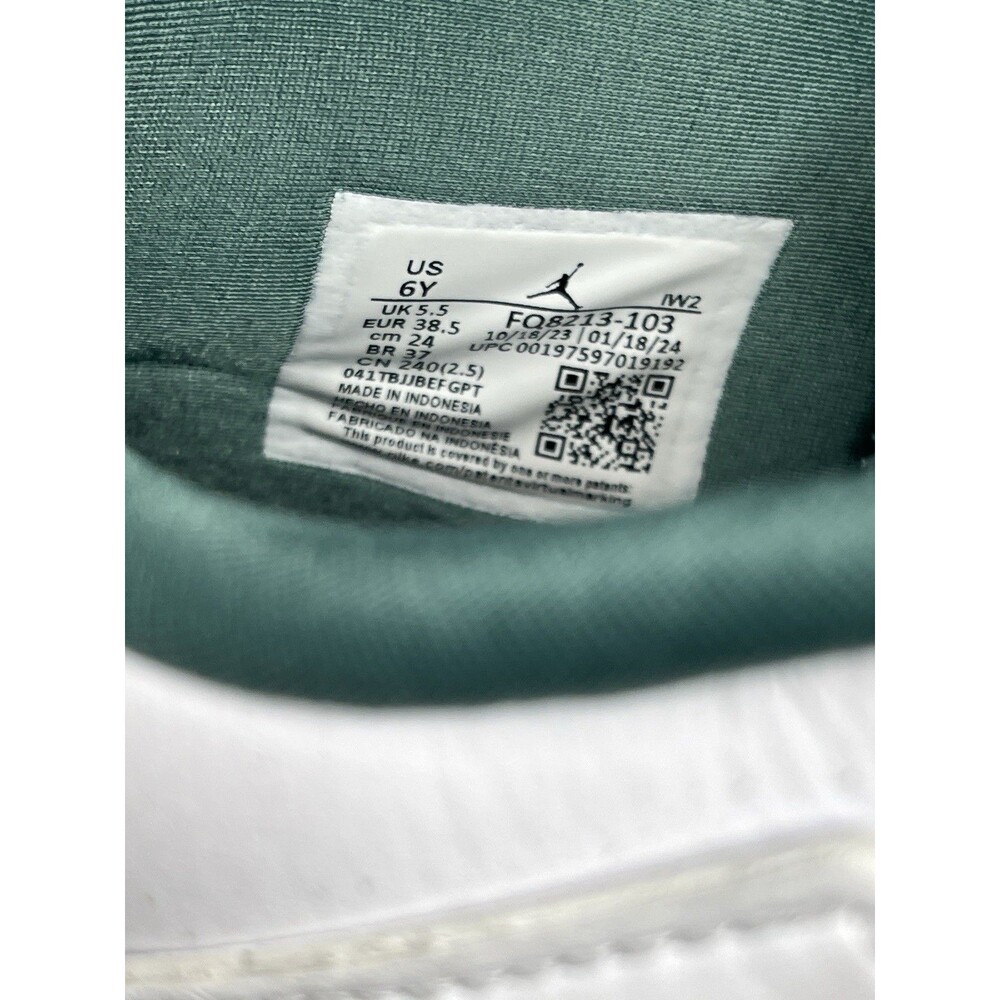 Air Jordan 4 Retro Oxidized Green GS White Kids Sneakers FQ8213-103 Size 6Y - Picture 8 of 10